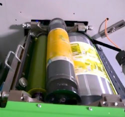 LER--Flexo printing gloss varnish